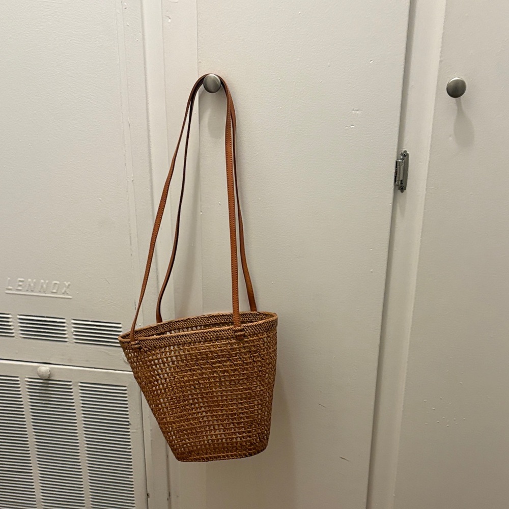 Elegant Brown Woven Tote Bag